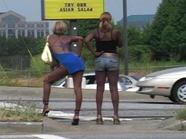 Ghana and numbers prostitutes in their Contats For